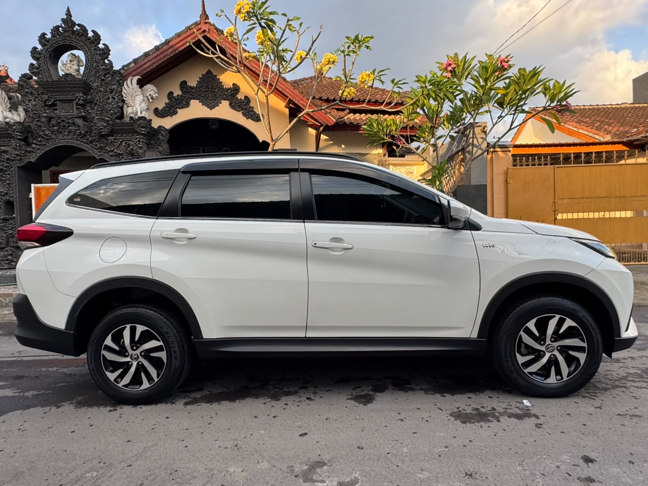 Toyota Rush 2021 F
